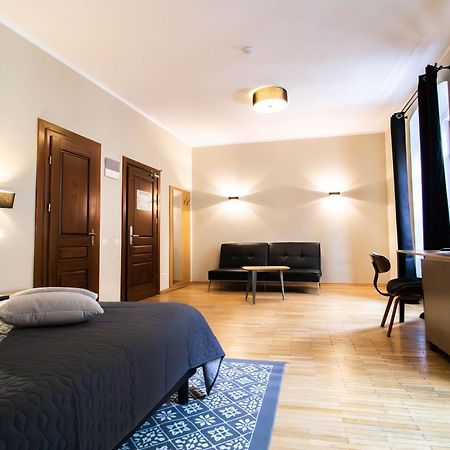 Hotel Ottimo Брашов Екстериор снимка