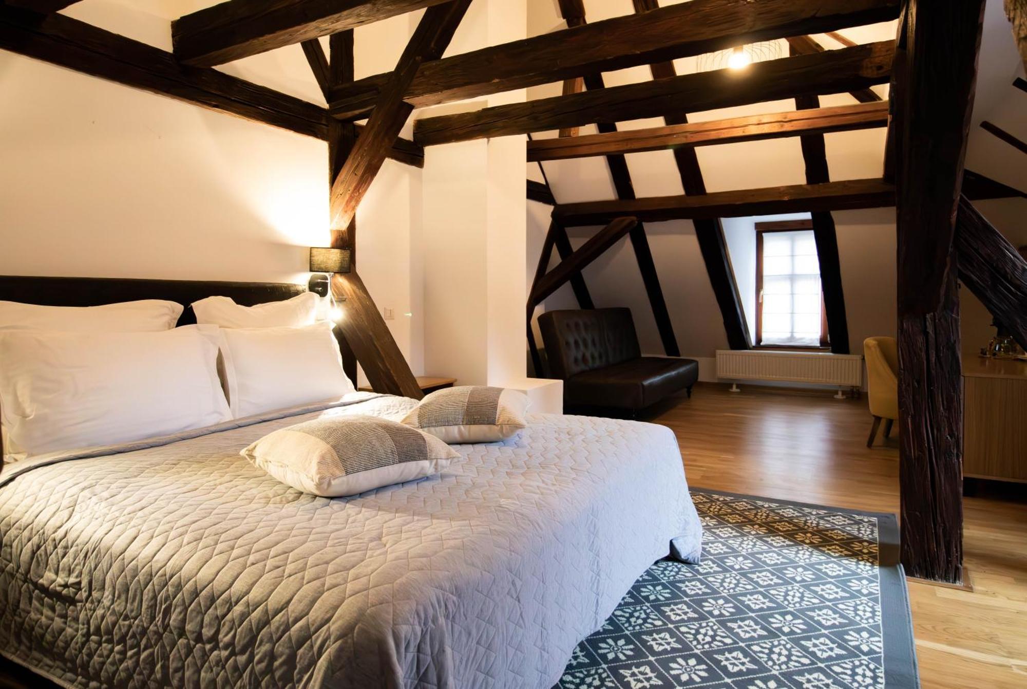 Hotel Ottimo Брашов Екстериор снимка