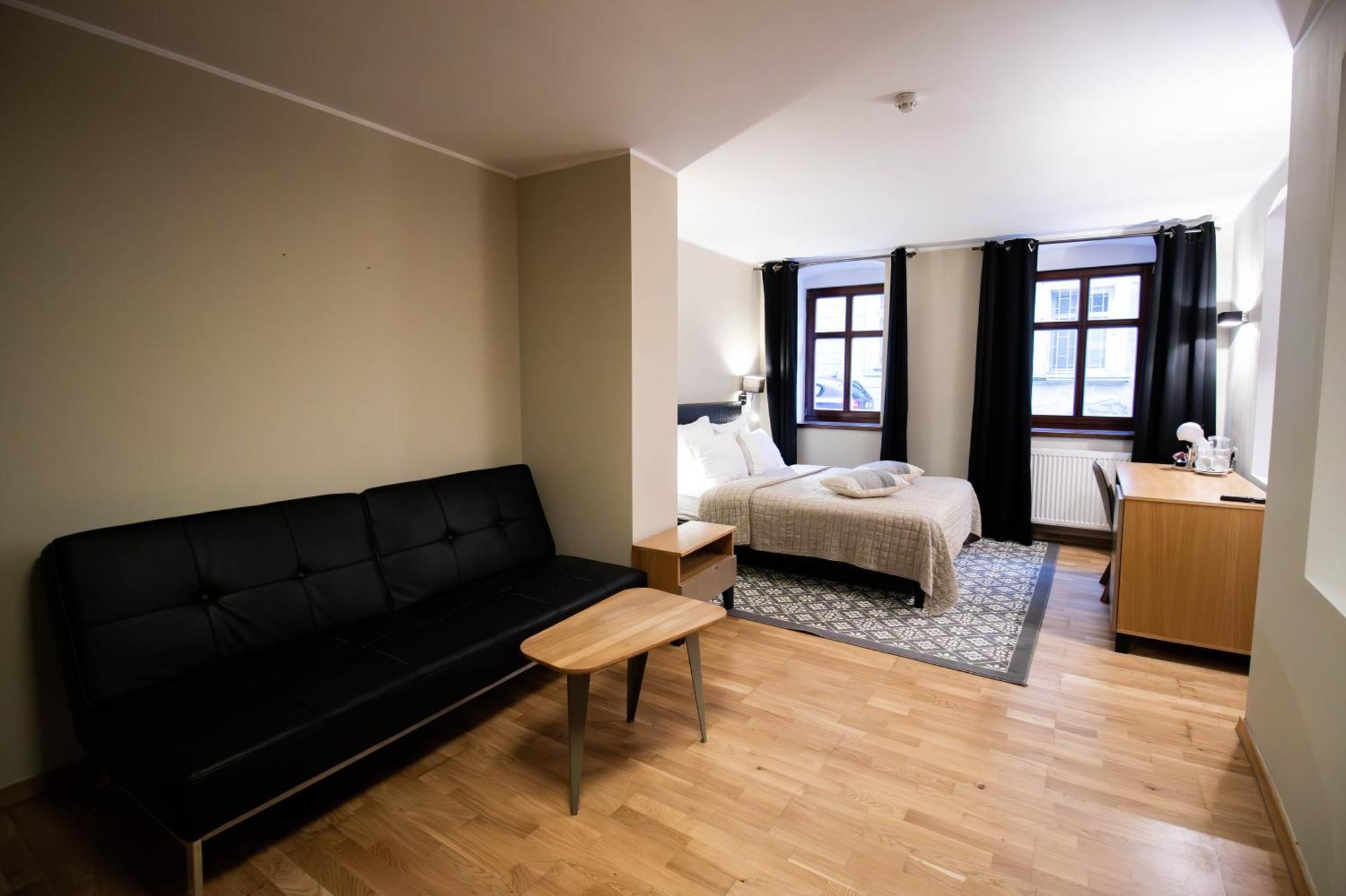 Hotel Ottimo Брашов Екстериор снимка